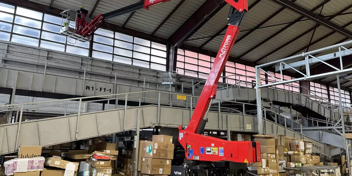 Nacelle araignée rouge